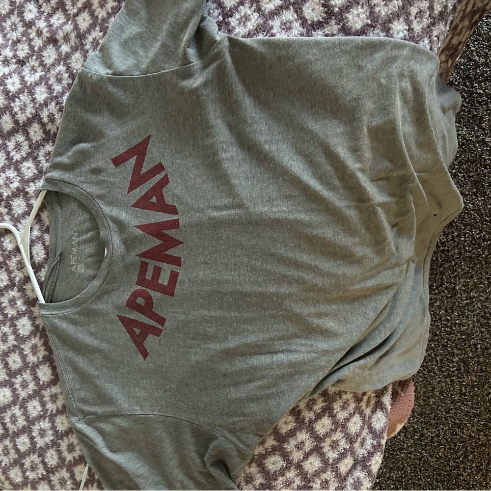 Apeman strong shirt